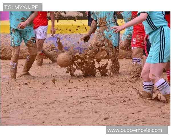 泥浆足球赛场上的美女风采与激情碰撞的完美结合